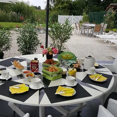 Au Berceau Du Loup Agile